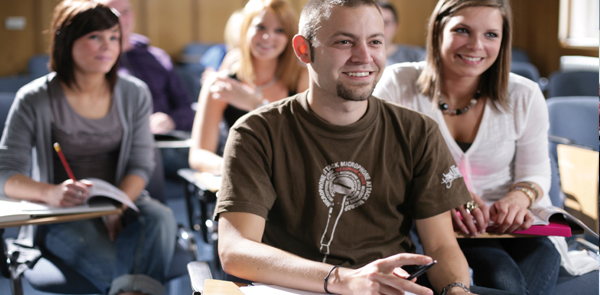 Tips Membangun \"Komunikasi\" Efektif untuk Masuki Dunia Kerja